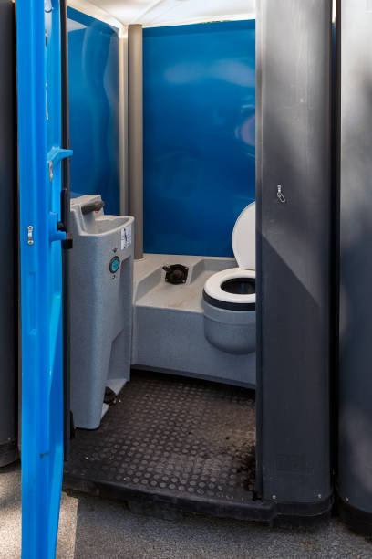 Best Portable bathroom rental  in Glenville, WV